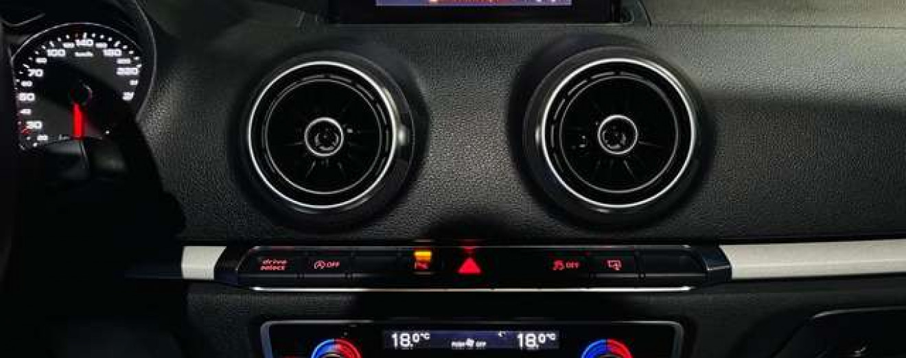 Audi A3 A3 Cabriolet 2.0TDi S line S tronic LED