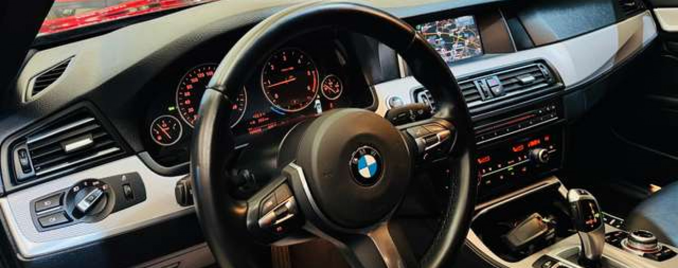 BMW 520 Touring dXA PACK M ORIGINAL BOITE AUTO !!!