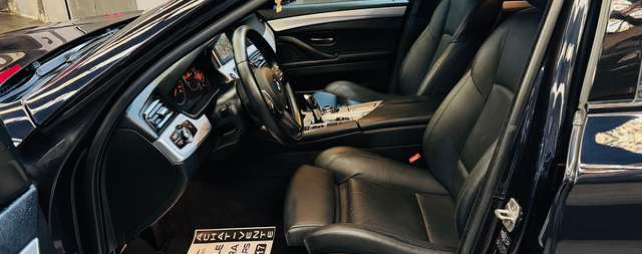 BMW 520 Touring dXA PACK M ORIGINAL BOITE AUTO !!!