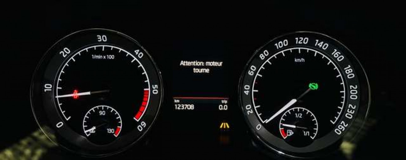 Skoda Superb LK 2.0TDI DSG - Cuir - Pano - LED- Full - GARANTIE