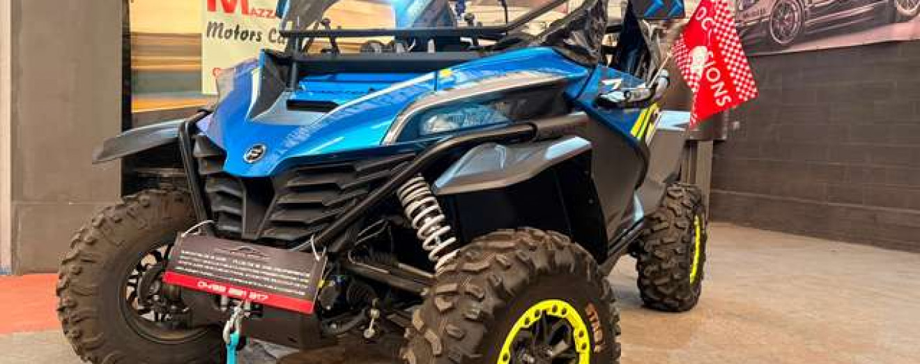 CFMOTO ZForce 1000 LED Jantes renforcées Treuil Chauffage
