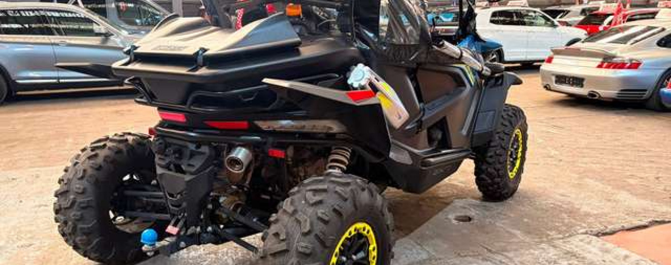 CFMOTO ZForce 1000 LED Jantes renforcées Treuil Chauffage