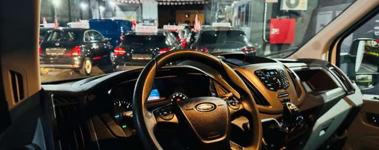 Ford Transit 2.0 TDCi L4 RWD Ambiente elevateur arriere tva 21%