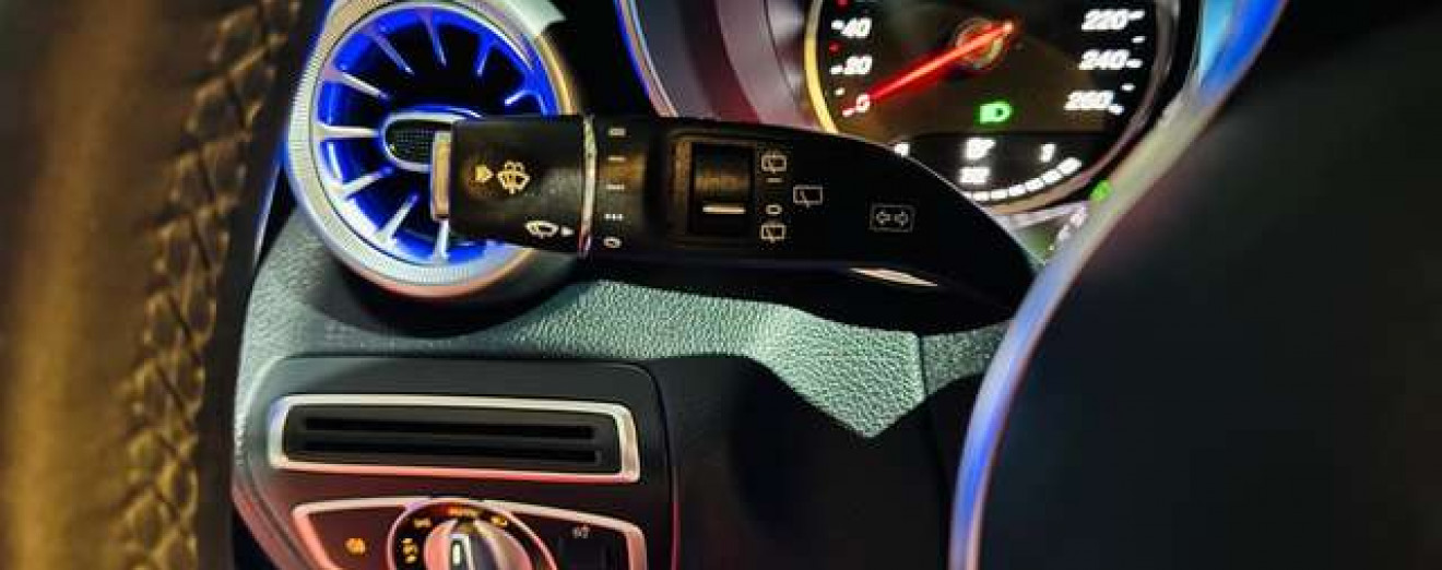 Mercedes-Benz C 180 C180 - Pack AMG - J.A 20