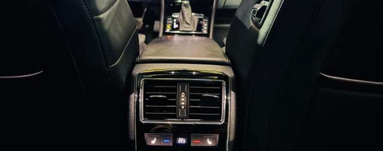 Skoda Superb LK 2.0TDI DSG - Cuir - Pano - LED- Full - GARANTIE