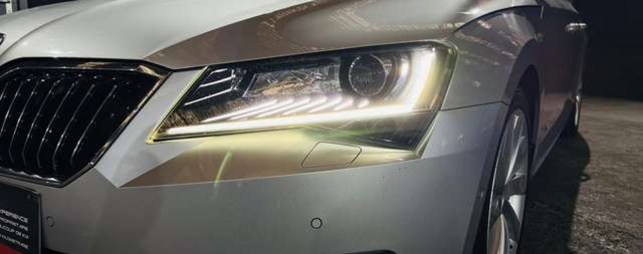 Skoda Superb LK 2.0TDI DSG - Cuir - Pano - LED- Full - GARANTIE