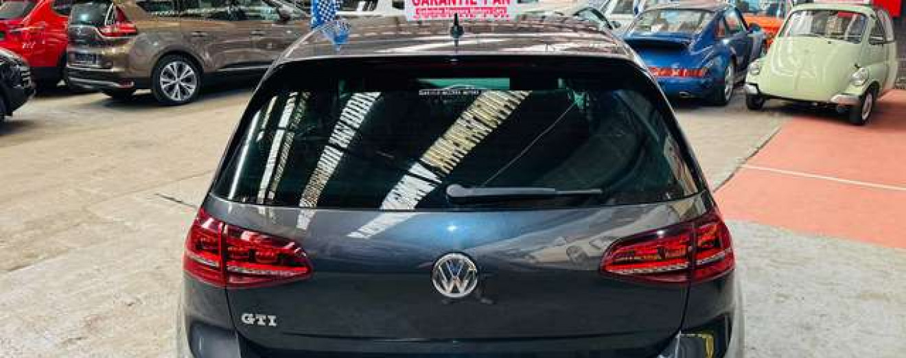 Volkswagen Golf GTI Golf 2.0 TSI Airco GPS Xénon LED