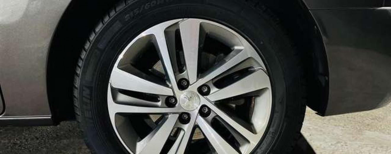 Peugeot Expert 2.0 HDi 3Places - Utilitaire - CarPlay - TVA Incl