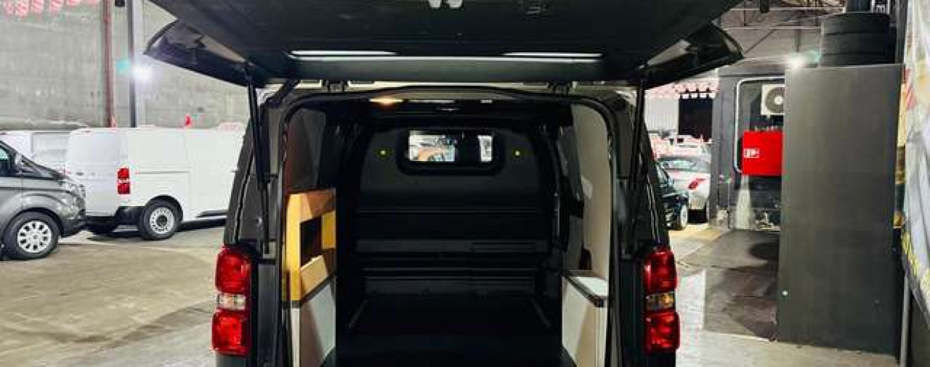 Peugeot Expert 2.0 HDi 3Places - Utilitaire - CarPlay - TVA Incl