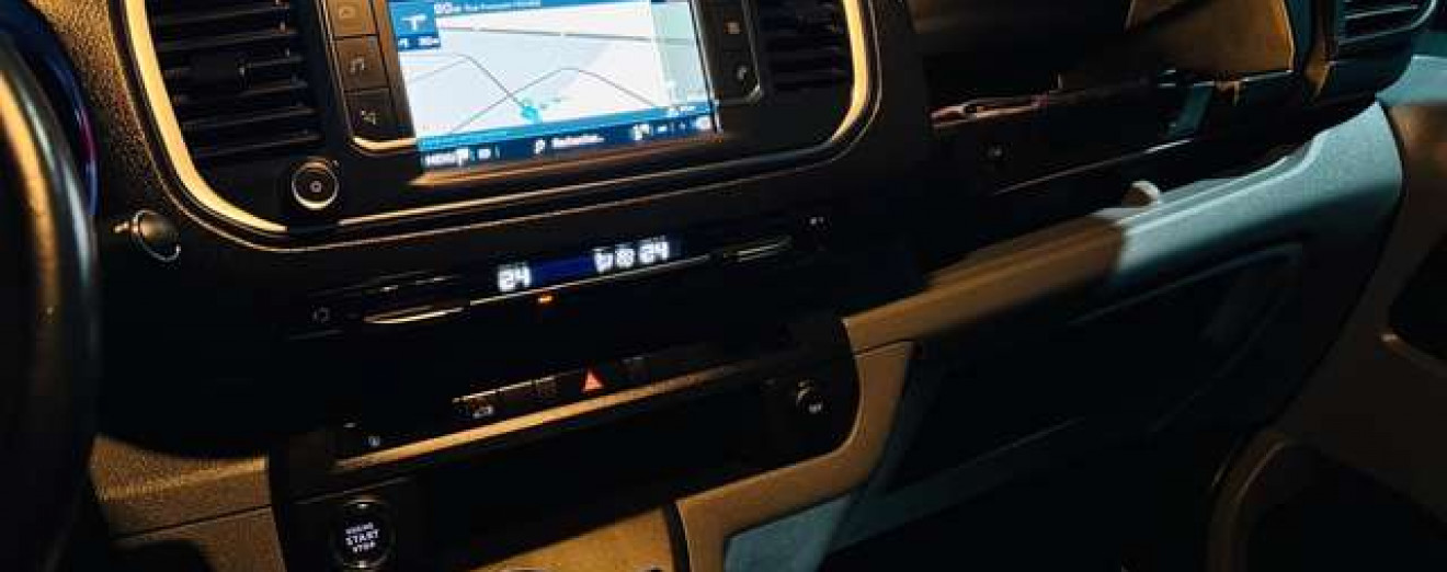 Peugeot Expert 2.0 HDi 3Places - Utilitaire - CarPlay - TVA Incl