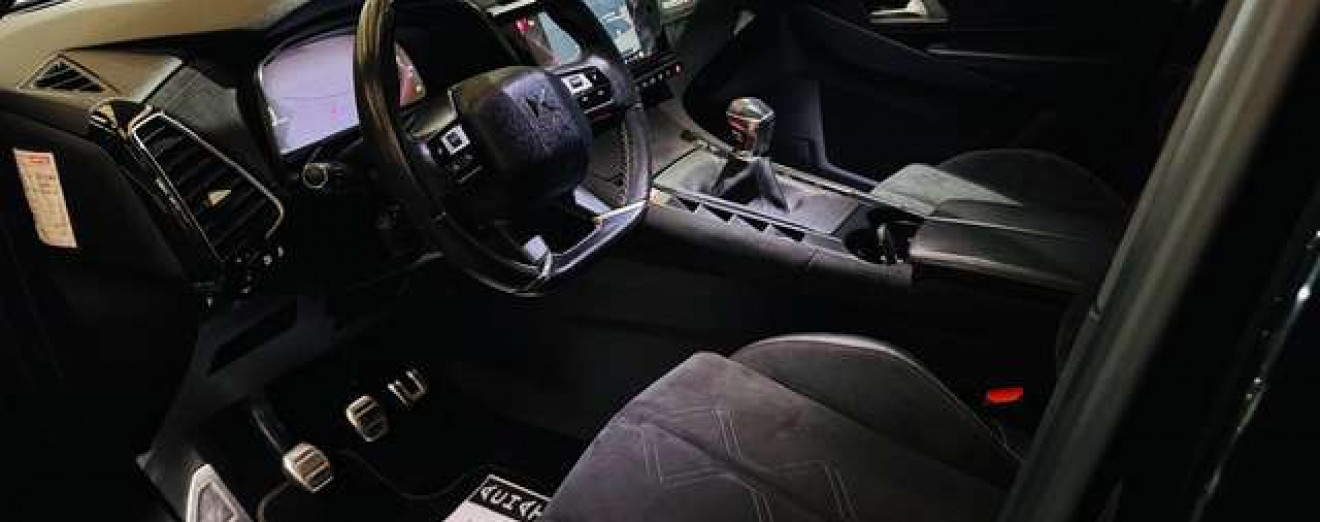 DS Automobiles DS 7 Crossback DS7 1.5 BlueHDi Performance Line CarPlay GPS Caméra 360 Cockpit Att remorque Alcantara PDC GPS J.A LED