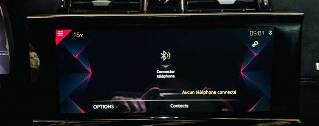 DS Automobiles DS 7 Crossback DS7 1.5 BlueHDi Performance Line CarPlay GPS Caméra 360 Cockpit Att remorque Alcantara PDC GPS J.A LED