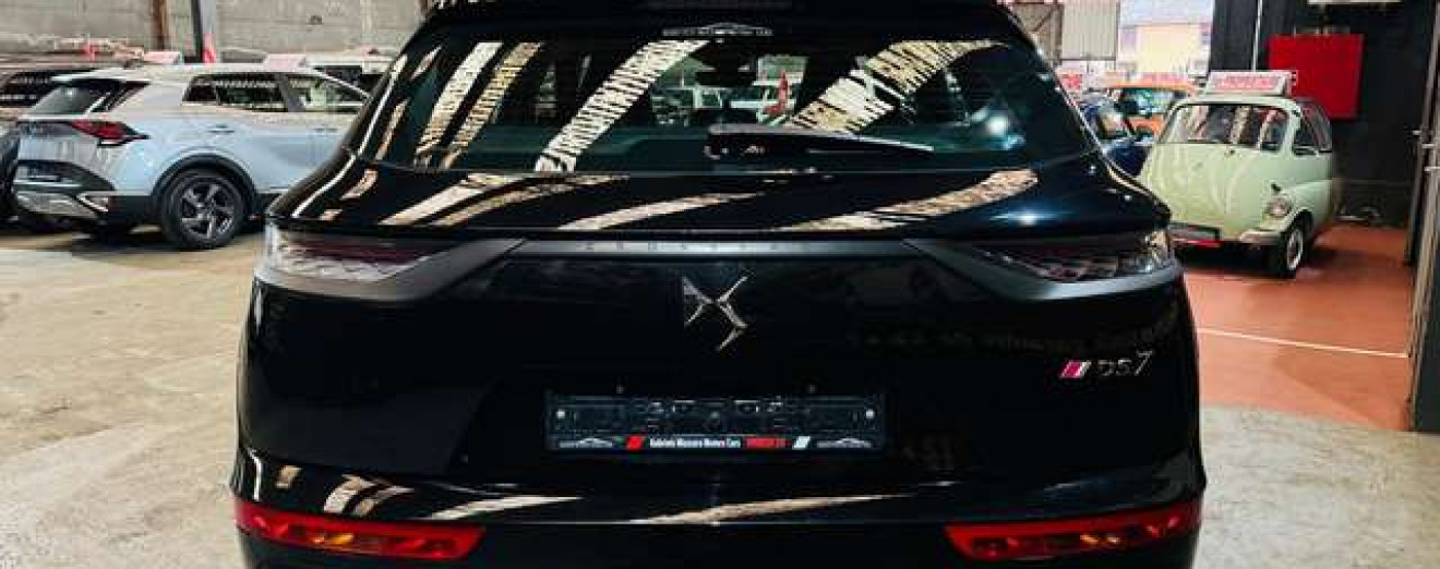 DS Automobiles DS 7 Crossback DS7 1.5 BlueHDi Performance Line CarPlay GPS Caméra 360 Cockpit Att remorque Alcantara PDC GPS J.A LED