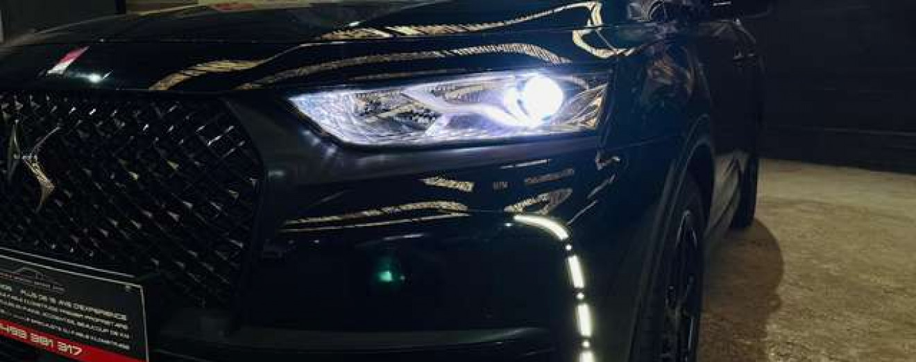 DS Automobiles DS 7 Crossback DS7 1.5 BlueHDi Performance Line CarPlay GPS Caméra 360 Cockpit Att remorque Alcantara PDC GPS J.A LED