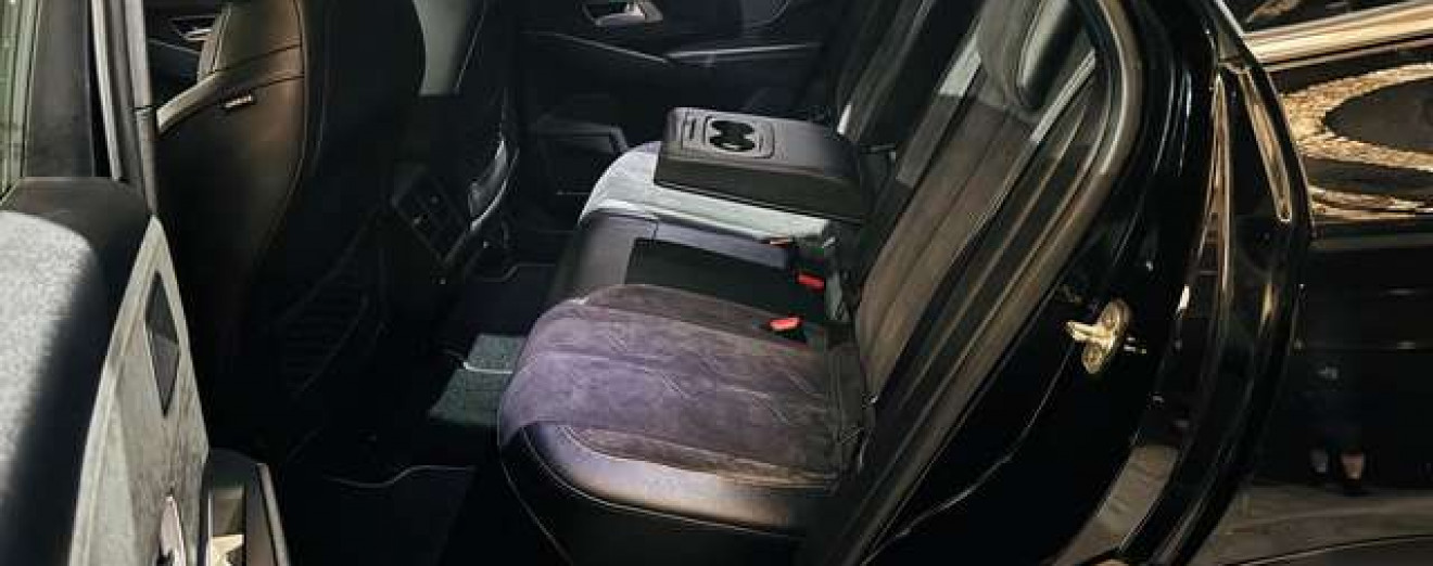 DS Automobiles DS 7 Crossback DS7 1.5 BlueHDi Performance Line CarPlay GPS Caméra 360 Cockpit Att remorque Alcantara PDC GPS J.A LED