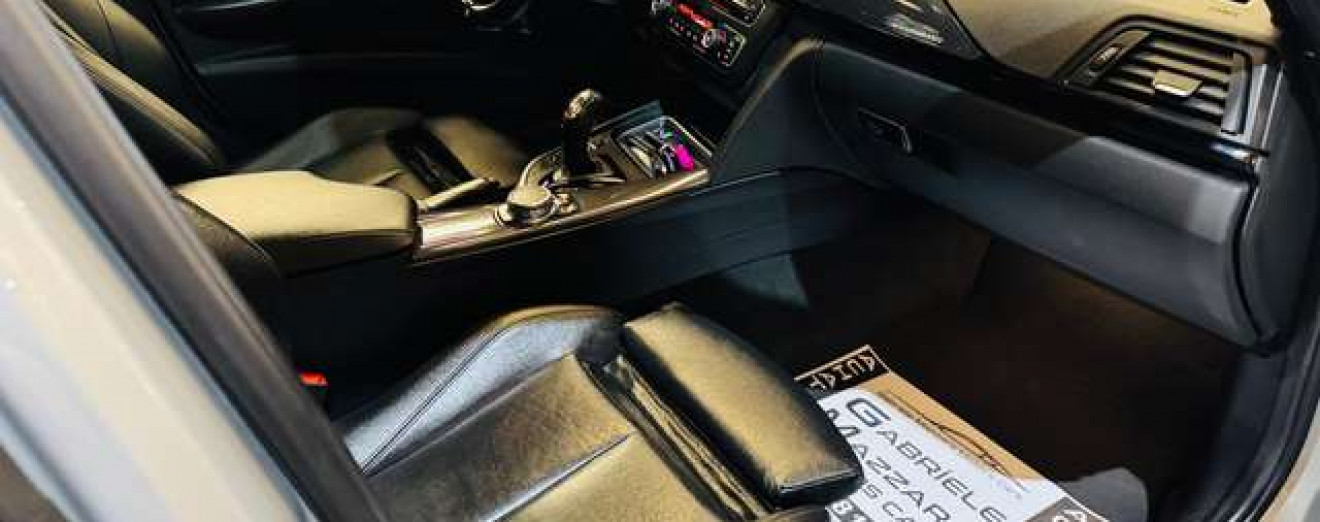 BMW 328 328i / Full Options / Garantie 12 Mois