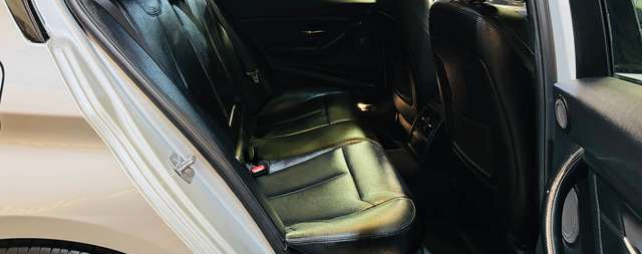 BMW 328 328i / Full Options / Garantie 12 Mois