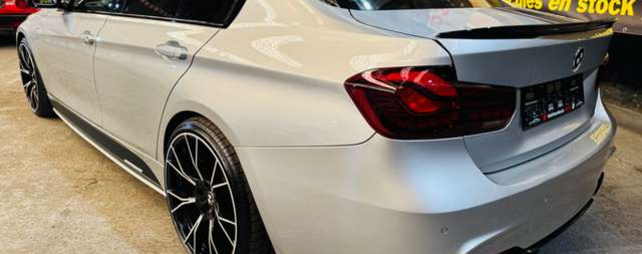 BMW 328 328i / Full Options / Garantie 12 Mois