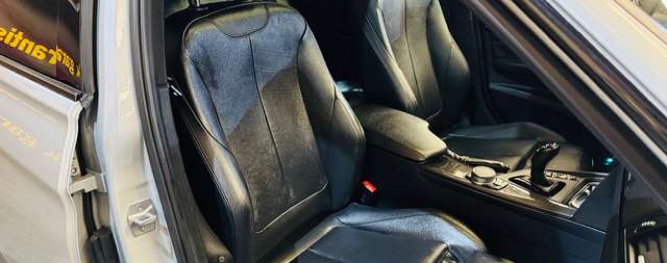 BMW 328 328i / Full Options / Garantie 12 Mois