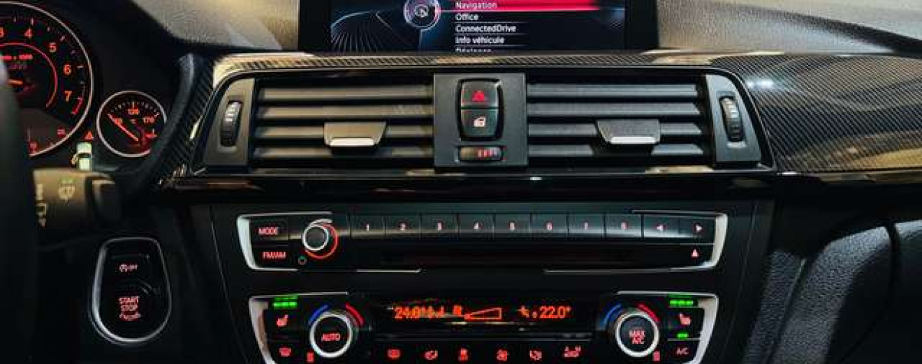 BMW 328 328i / Full Options / Garantie 12 Mois
