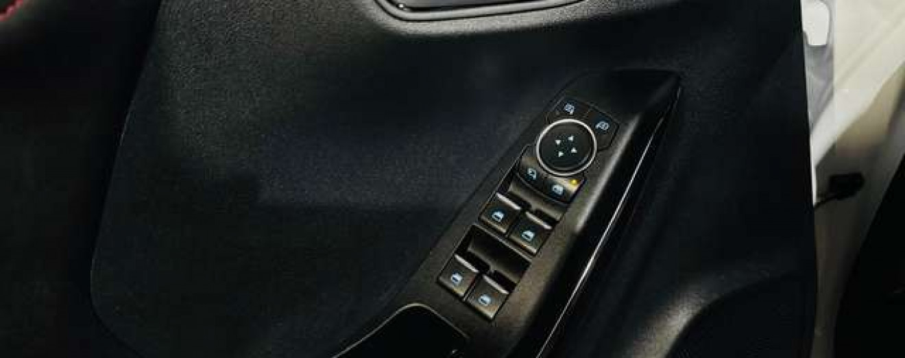 Ford Puma 1.5 TDCi ST-Line CarPlay Cockpit Cuir Caméra B&O