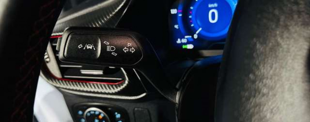 Ford Puma 1.5 TDCi ST-Line CarPlay Cockpit Cuir Caméra B&O