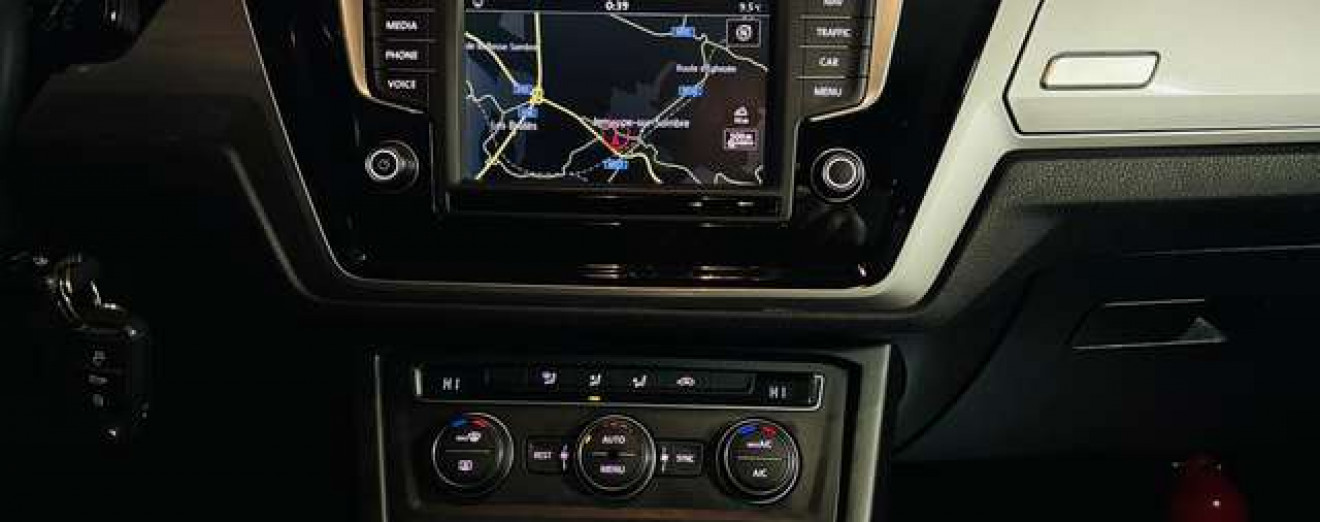 Volkswagen Touran 1.6 TDi 7 Places Airco GPS J.A