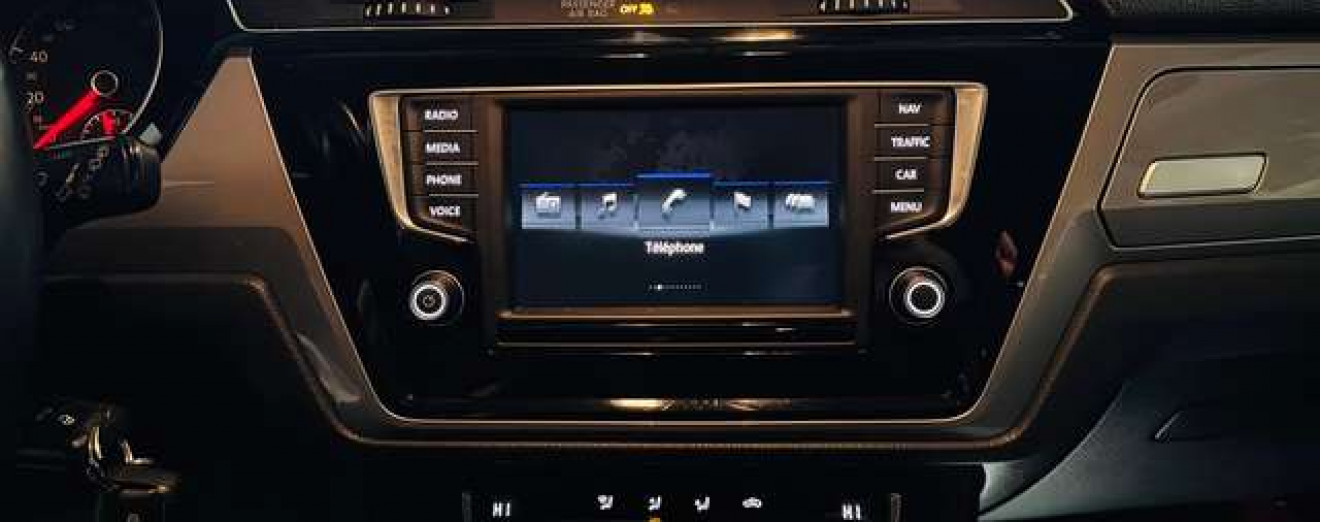 Volkswagen Touran 1.6 TDi 7 Places Airco GPS J.A