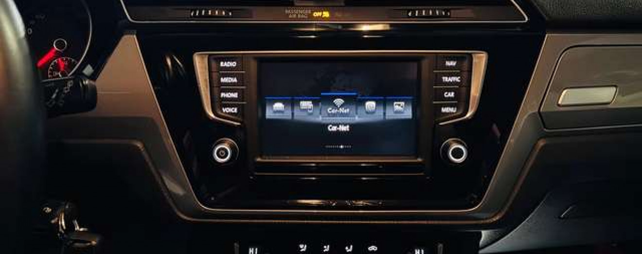 Volkswagen Touran 1.6 TDi 7 Places Airco GPS J.A