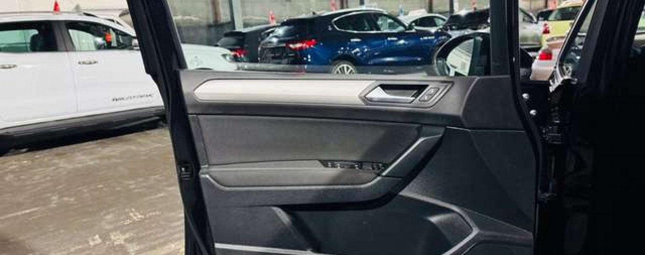 Volkswagen Touran 1.6 TDi 7 Places Airco GPS J.A