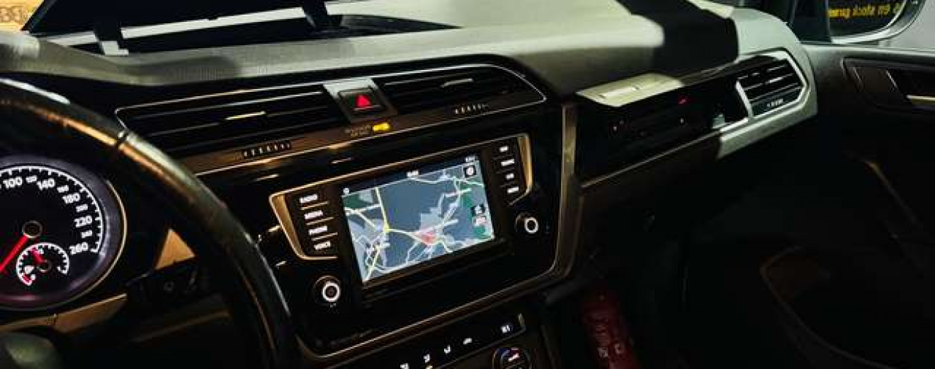 Volkswagen Touran 1.6 TDi 7 Places Airco GPS J.A