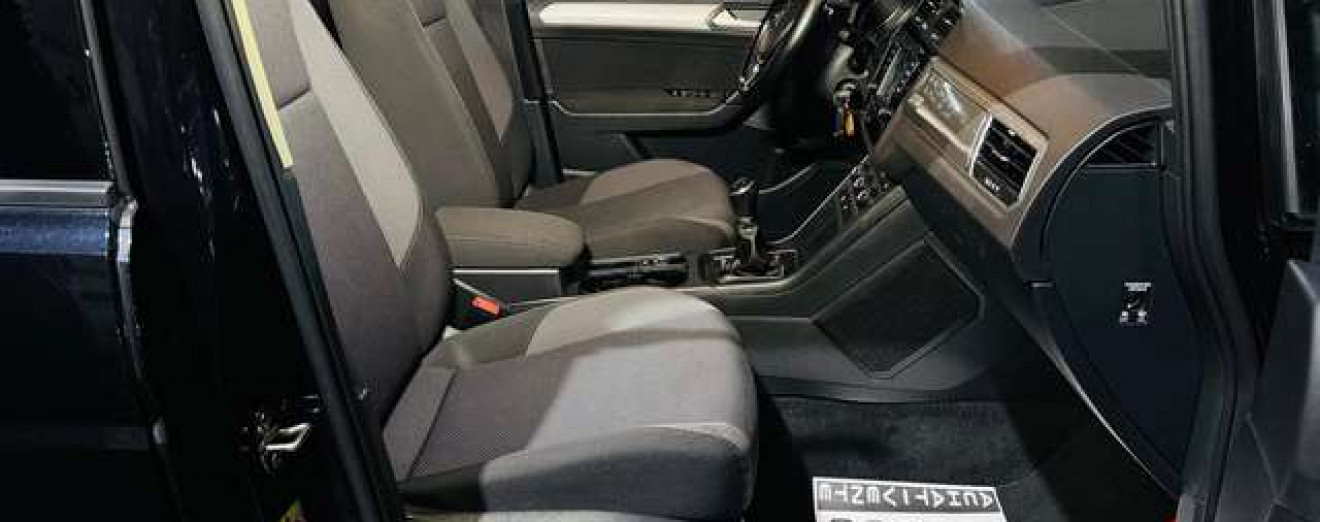 Volkswagen Touran 1.6 TDi 7 Places Airco GPS J.A