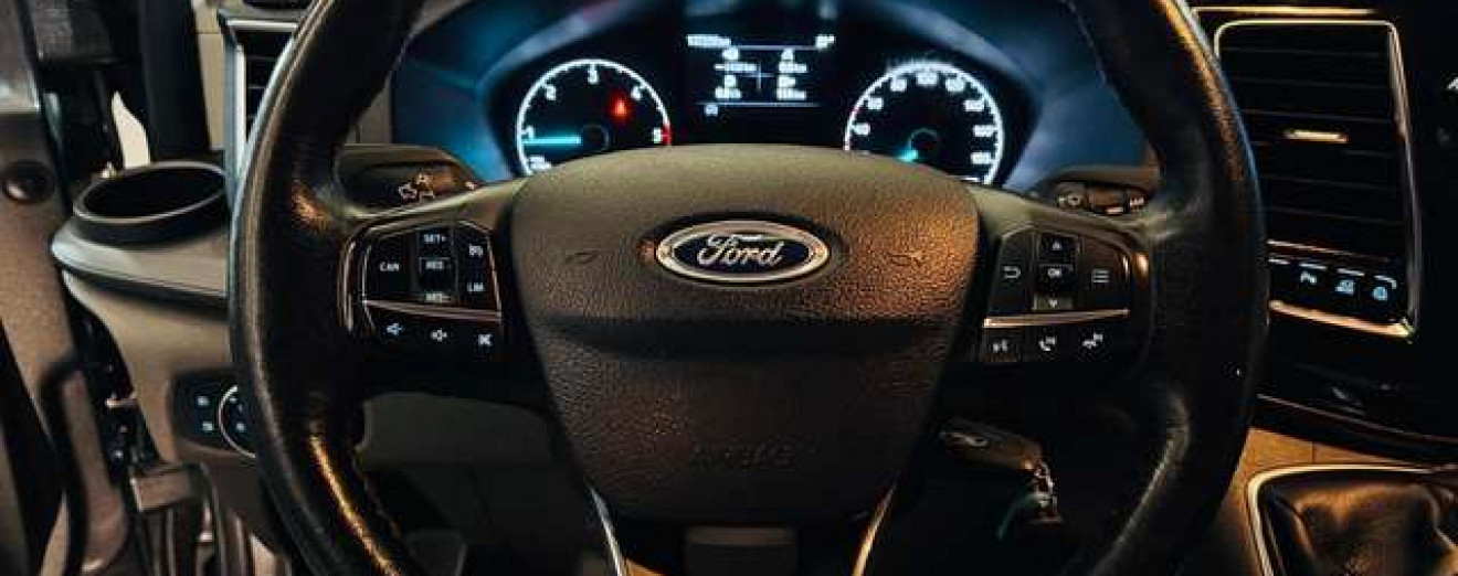 Ford Transit Custom 2.0TDCi - Long Châssis - 5Places - Tva Incl