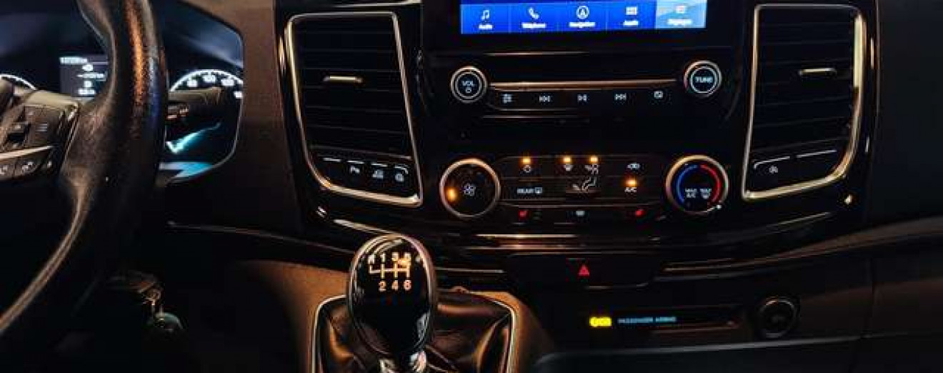 Ford Transit Custom 2.0TDCi - Long Châssis - 5Places - Tva Incl