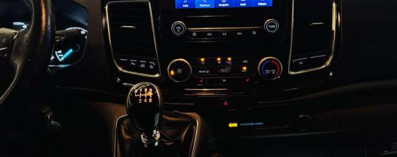 Ford Transit Custom 2.0TDCi - Long Châssis - 5Places - Tva Incl