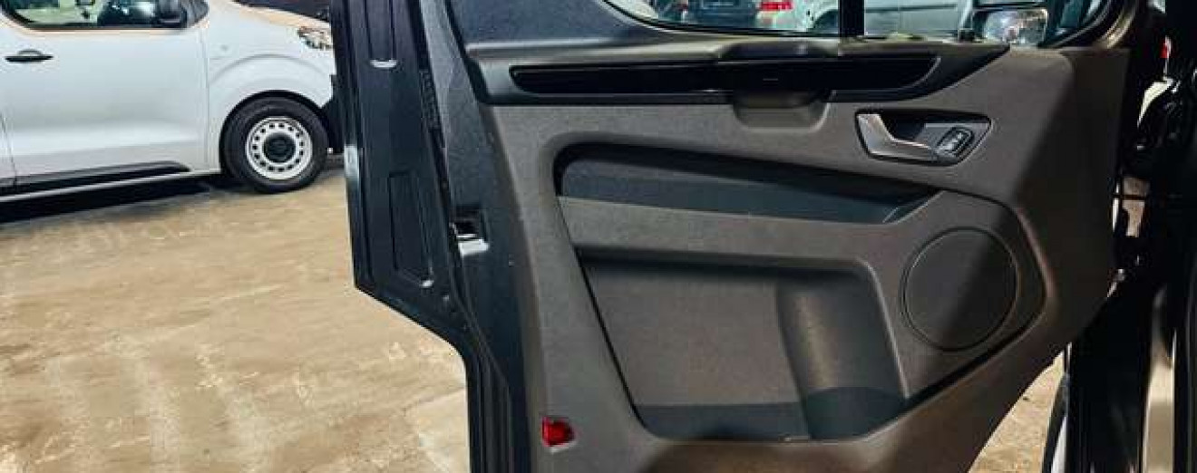 Ford Transit Custom 2.0TDCi - Long Châssis - 5Places - Tva Incl