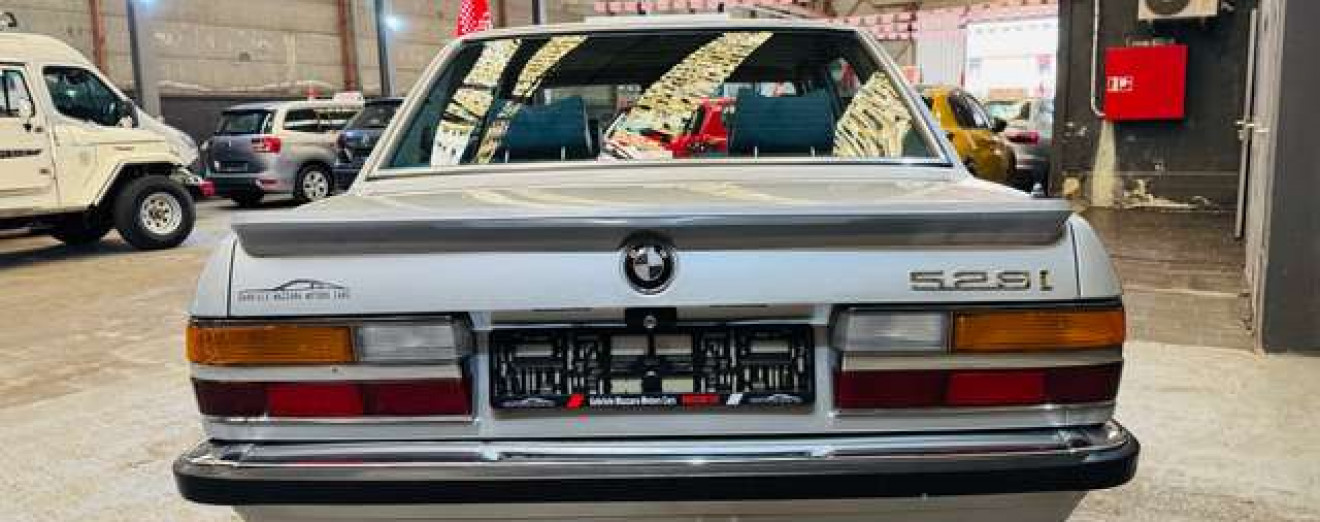 BMW 528 i berline boite manuelle ancêtre ct ok !!!