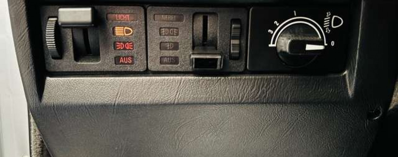 BMW 528 i berline boite manuelle ancêtre ct ok !!!