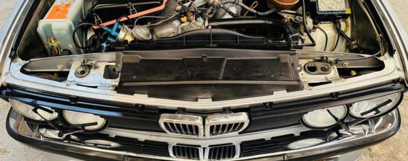 BMW 528 i berline boite manuelle ancêtre ct ok !!!
