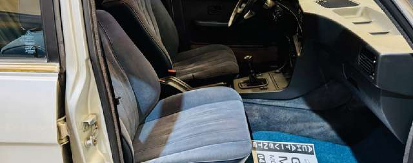 BMW 528 i berline boite manuelle ancêtre ct ok !!!
