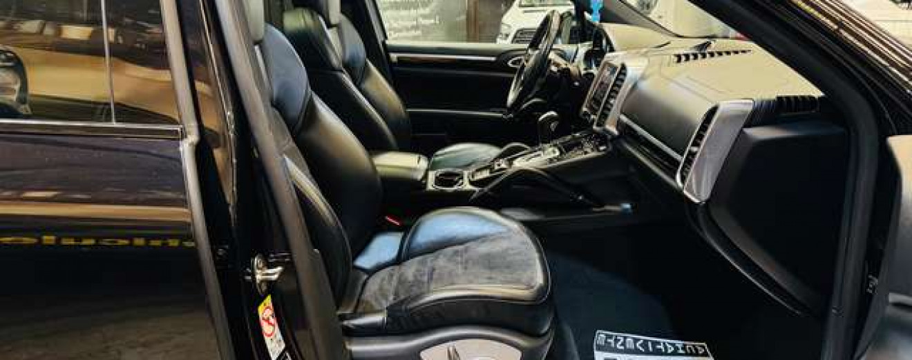 Porsche Cayenne 3.0 TD V6 Platinum Edition Tiptronic S