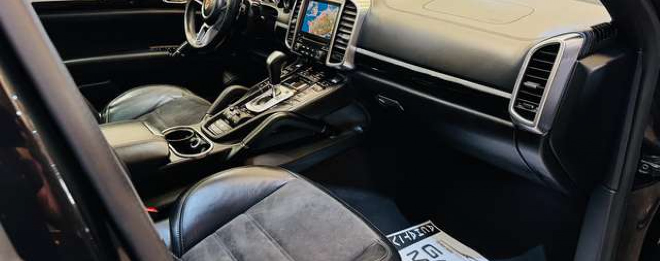 Porsche Cayenne 3.0 TD V6 Platinum Edition Tiptronic S