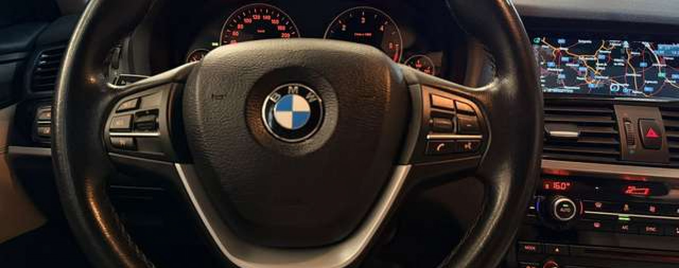 BMW X3 X3 2.0 dA xDrive20 Pack Sport Cuir GPS Xénon Att remorque LED J.A