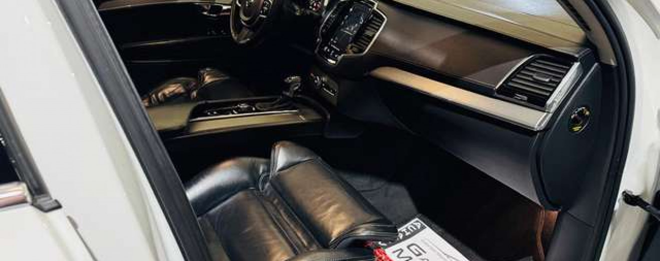 Volvo XC90 2.0 D5 Inscription - LED - T.O - Cuir
