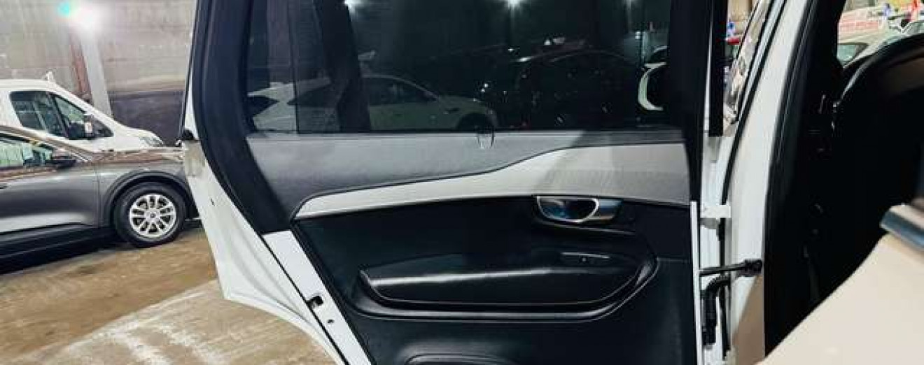 Volvo XC90 2.0 D5 Inscription - LED - T.O - Cuir