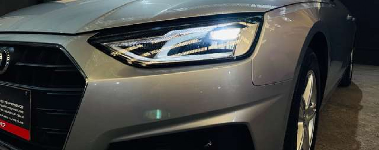 Audi A4 35 TFSI / ÉTAT NEUF / 16.000KM / Garantie 12M