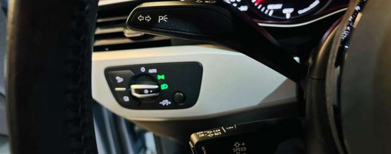 Audi A4 35 TFSI / ÉTAT NEUF / 16.000KM / Garantie 12M