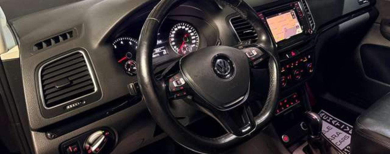 Volkswagen Sharan Sharan 1.4 TSI DSG Cuir Pano Xénon Caméra Attache remorque amovible