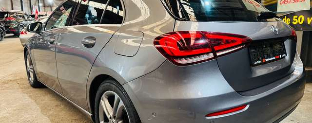 Mercedes-Benz A 160 A 160 Business GPS CarPlay Caméra Cuir J.A
