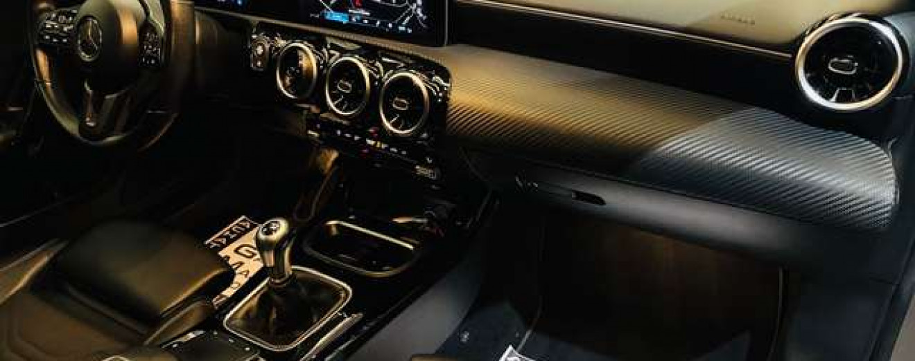 Mercedes-Benz A 160 A 160 Business GPS CarPlay Caméra Cuir J.A